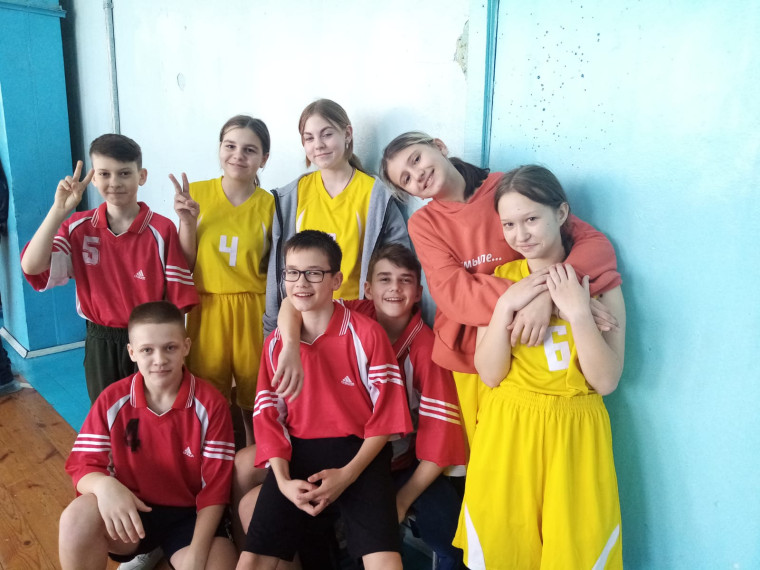 Краевой этап соревнований по спортивным играм школьных спортивных клубов Алтайского края.